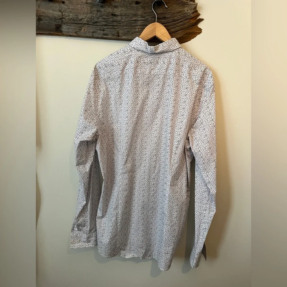 Men's XL Michael Kors Button Up - Picture 2 of 4